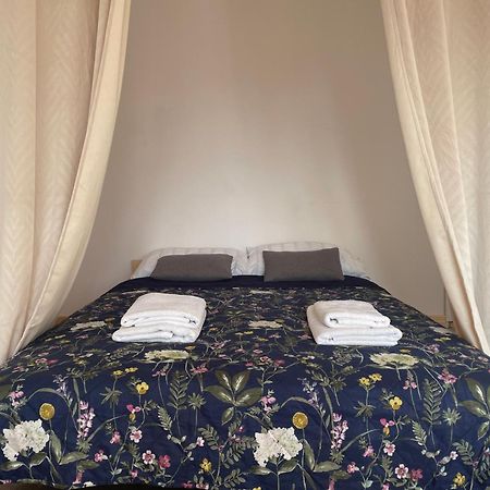 Stary Toruń Sentymenty - Apartamenty W Kamienicy Na Mickiewicza מראה חיצוני תמונה